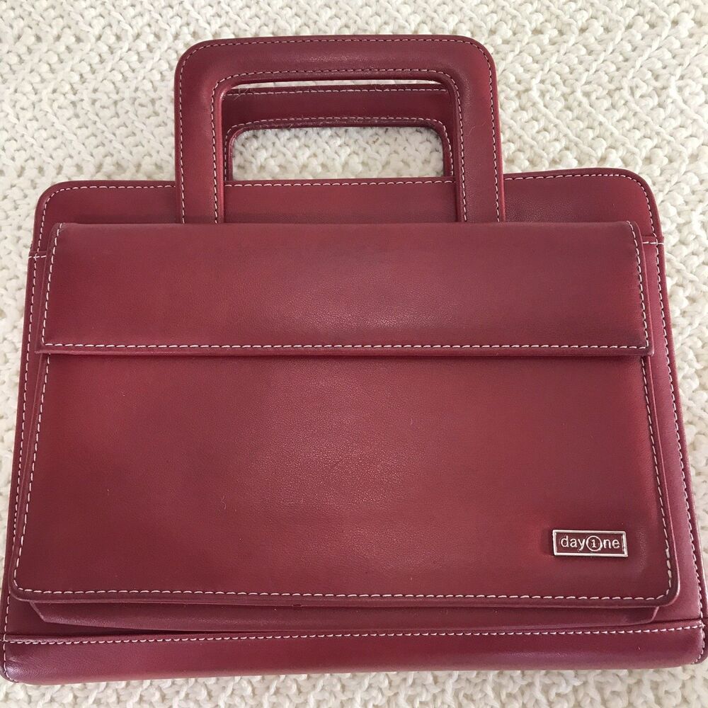 Red Franklin Covey Day Runner Planner Binder 7 Ring Retractable Handles